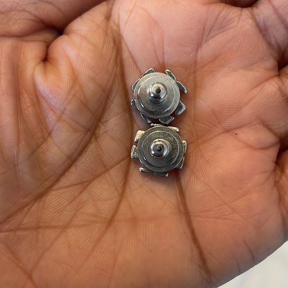 Tory Burch earrings - Picture 3 of 5